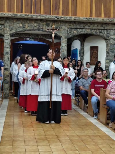 Encerramento das Novenas de Nossa Senhora Aparecida reúne centenas de devotos em Laranjeiras do Sul